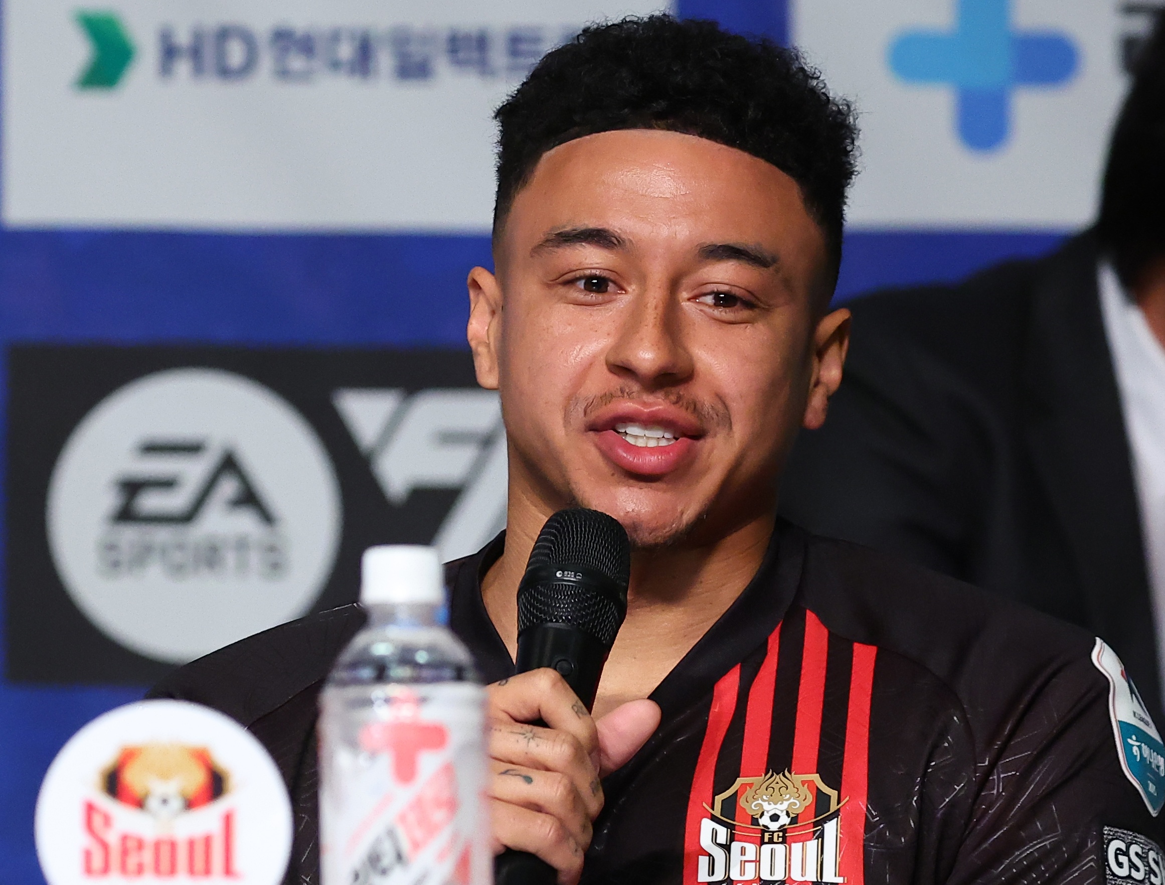 中国女足亚洲杯名单：王霜、张琳艳领衔，李梦雯、吴澄舒在列